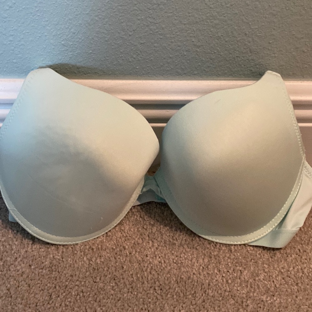 Jessica Simpson 38C padded aqua bra